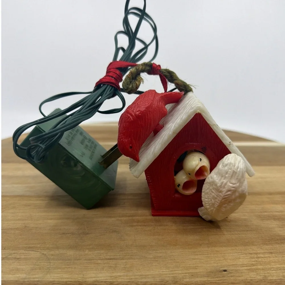 Radiant Chirping Birdhouse Christmas‎ Ornament 50-70s Red Vintage Cardinal